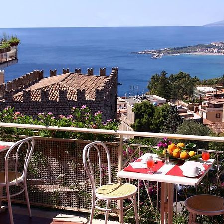 Hotel Mediterranee Taormina Exterior photo