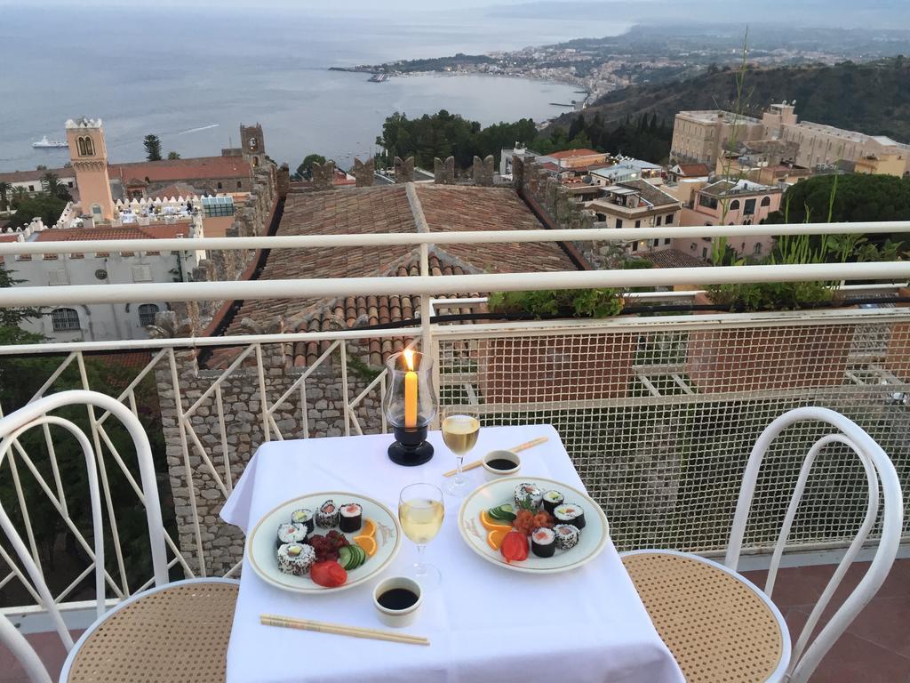 Hotel Mediterranee Taormina Exterior photo